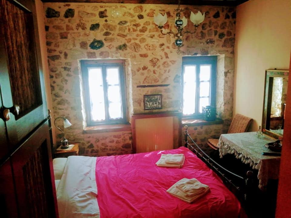 Yono'S Traditional House Ano Ravenia ภายนอก รูปภาพ